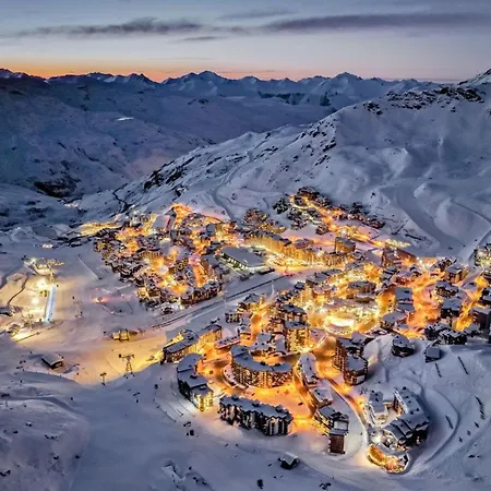 Super 2 Direct Accs * Val Thorens