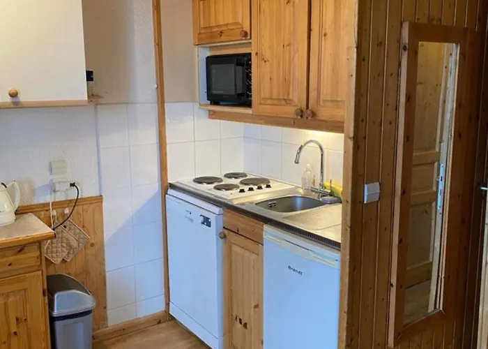 アパート Super 2 Direct Accs ヴァル・トランス